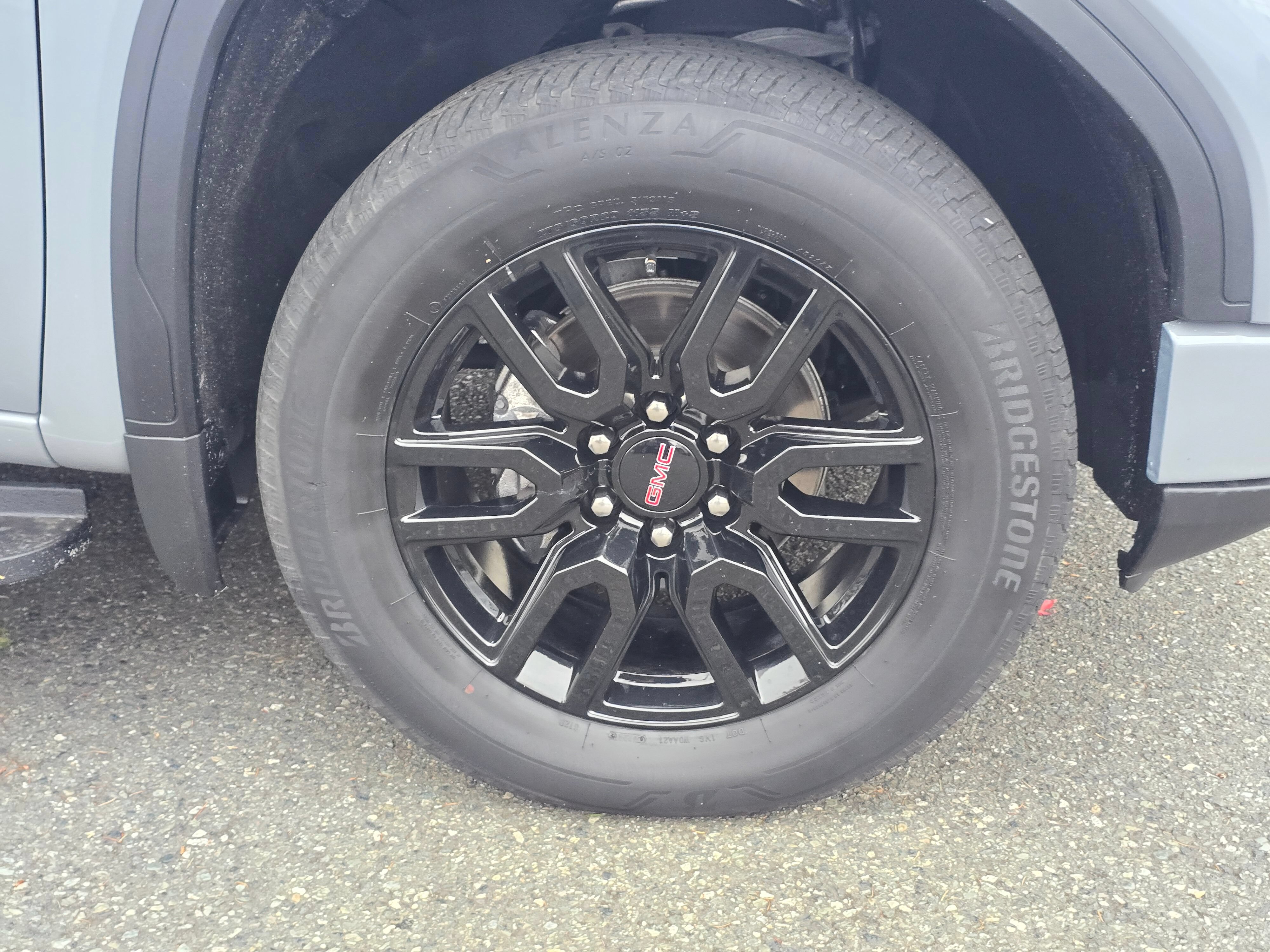 Used 2024 GMC Sierra 1500 Elevation AWD/4WD image 9