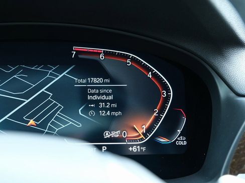 Used 2025 BMW X4 xDrive30i w/ Premium Package image 4