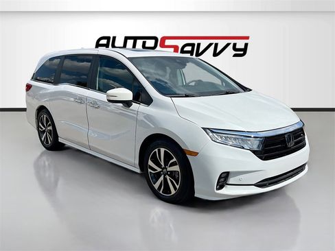 Used 2024 Honda Odyssey Touring image 1
