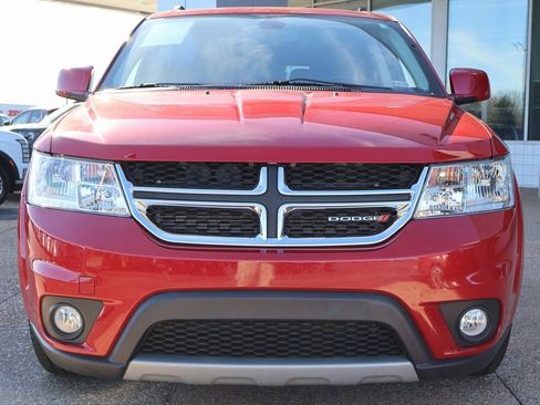 Used 2018 Dodge Journey SXT w/ Connectivity Group image 8