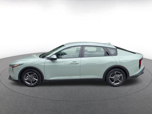 Used 2025 Kia K4 FWD image 9