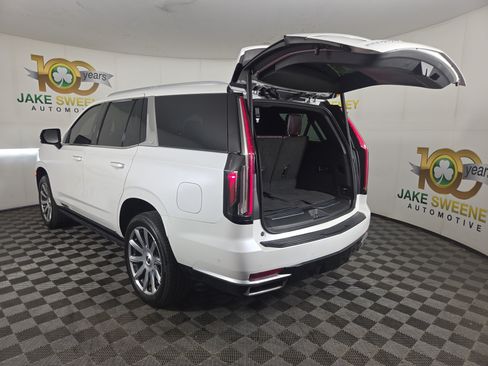Used 2023 Cadillac Escalade Premium Luxury Platinum AWD/4WD image 35