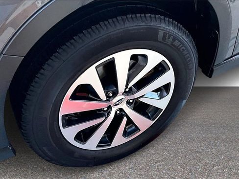 Used 2021 Subaru Outback Premium image 30