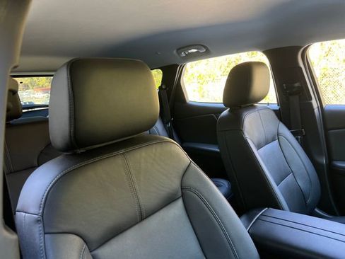 Used 2022 Chevrolet Blazer LT image 35