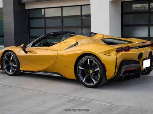 Used 2024 Ferrari SF90 Spider AWD/4WD image 6