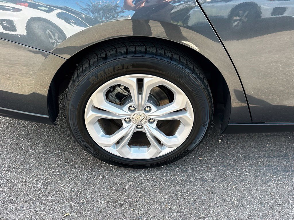 Used 2024 Honda Accord LX image 11