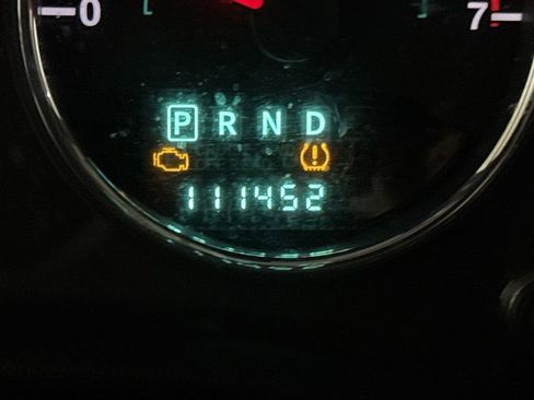 Used 2012 Jeep Wrangler Unlimited Sahara AWD/4WD image 13