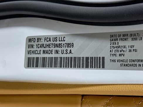 Used 2022 Jeep Grand Cherokee Summit image 40