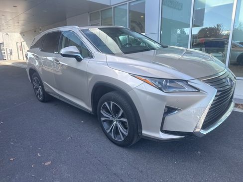 Used 2018 Lexus RX 450hL Premium w/ Premium Package image 3