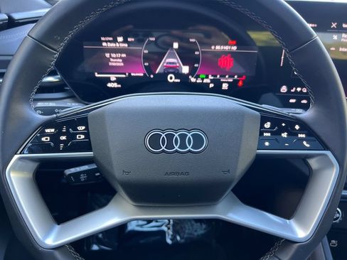 Certified 2025 Audi Q5 Premium Plus AWD/4WD image 33