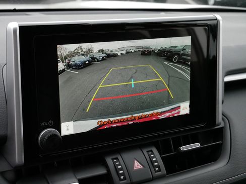 Certified 2025 Toyota RAV4 XLE Premium image 30