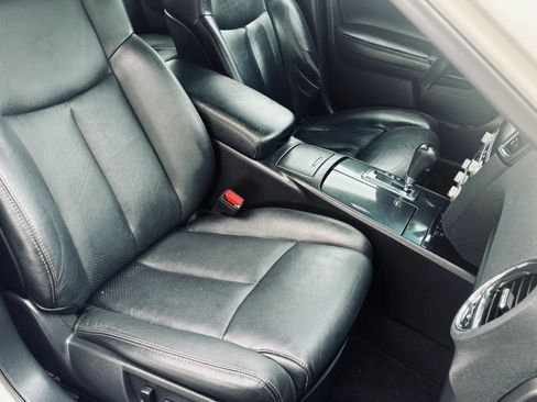 Used 2012 Nissan Maxima 3.5 SV w/ Monitor Pkg FWD image 15