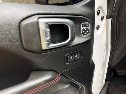 Used 2021 Jeep Wrangler Unlimited Rubicon AWD/4WD image 23