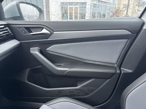 New 2026 Volkswagen Jetta SE FWD image 25