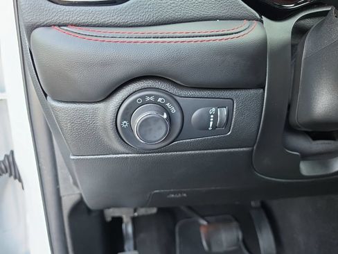 Used 2025 Dodge Durango GT AWD/4WD image 20