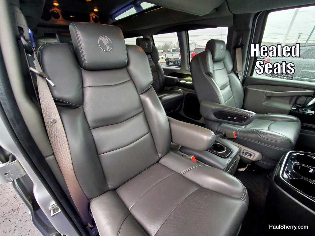 Used 2023 Chevrolet Express 2500 RWD image 7