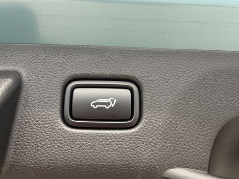 Certified 2024 Kia Seltos SX w/ SX Sunroof Package image 12