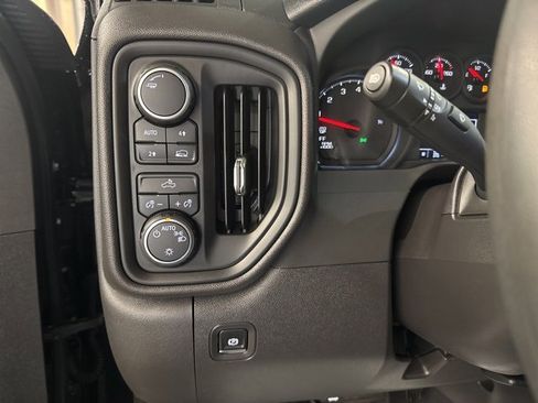 Used 2025 Chevrolet Silverado 1500 W/T w/ LPO, Dark Essentials Package image 19