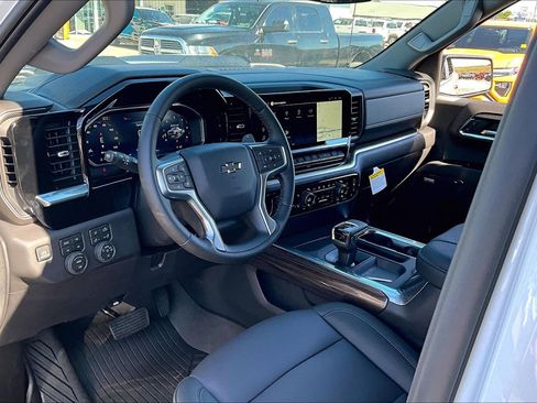 New 2026 Chevrolet Silverado 1500 LT Trail Boss w/ LT Trail Boss Premium Package AWD/4WD image 6