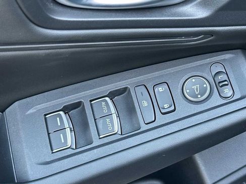 Used 2023 Honda Accord EX image 12