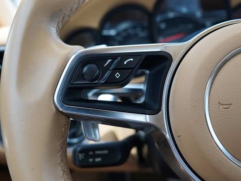 Used 2017 Porsche 911 Carrera image 24