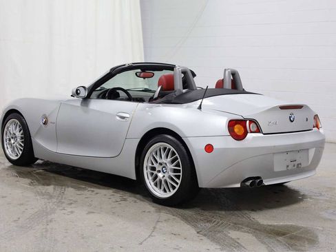 Used 2003 BMW Z4 2.5i image 3