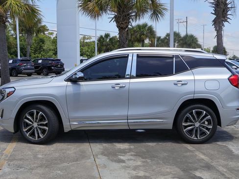 Used 2019 GMC Terrain Denali w/ Advanced Safety Package FWD image 27