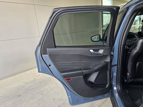 Used 2024 Ford Escape ST-Line w/ Tech Pack #1 AWD/4WD image 16