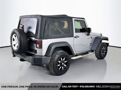 Used 2017 Jeep Wrangler Sport image 5