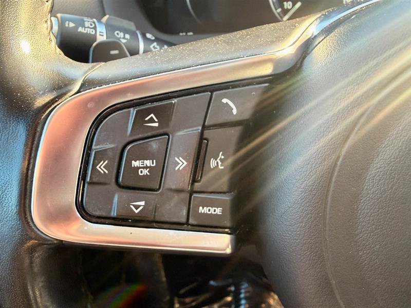 Used 2018 Jaguar F-PACE Prestige AWD/4WD image 17