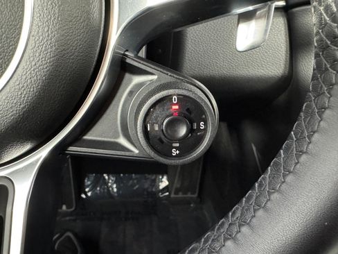 Used 2018 Porsche 718 Cayman S w/ Sport Chrono Package image 22