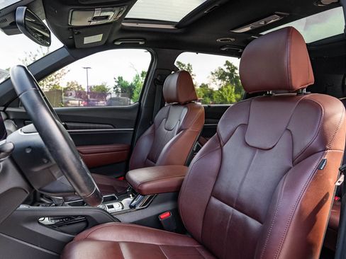 Used 2024 Kia Telluride SX FWD image 22