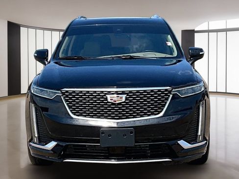 Certified 2023 Cadillac XT6 Premium Luxury w/ Platinum Package AWD/4WD image 3