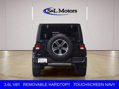 Used 2023 Jeep Wrangler Unlimited Sahara AWD/4WD image 7