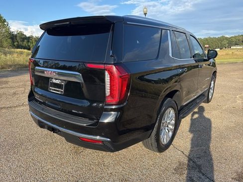 Used 2024 GMC Yukon SLT image 3