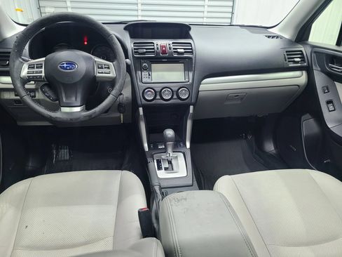 Used 2015 Subaru Forester 2.5i Limited AWD/4WD image 2