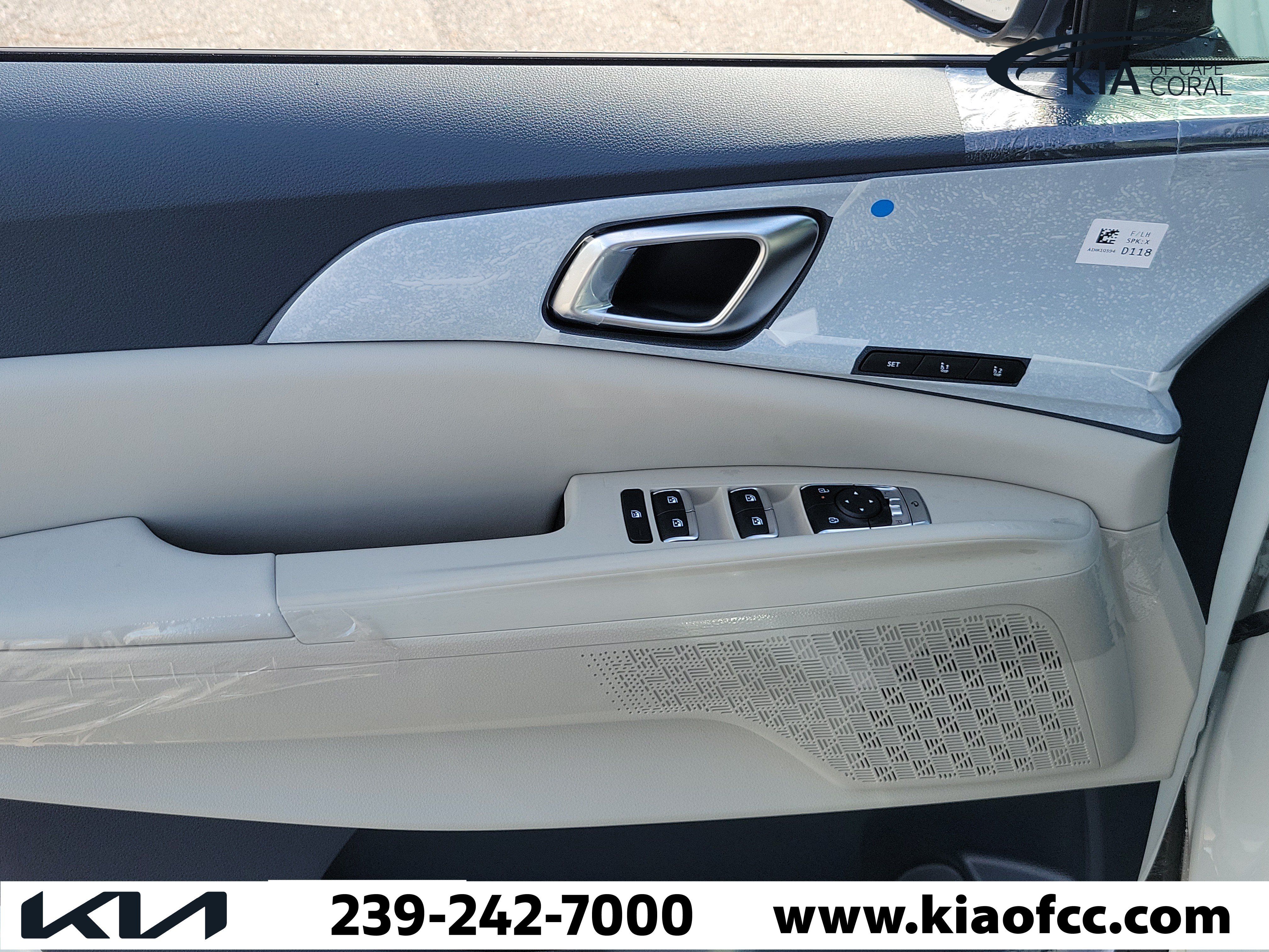 New 2027 Kia Carnival SX FWD image 24