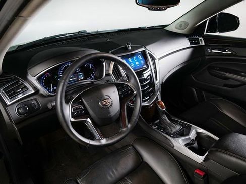 Used 2016 Cadillac SRX Luxury image 16