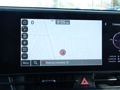 Used 2025 Kia Sportage EX image 10