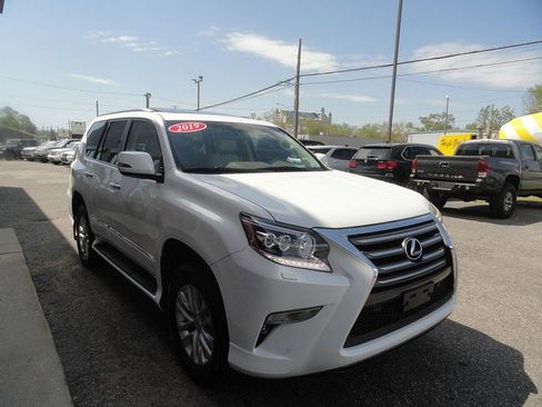Used 2019 Lexus GX 460 Premium AWD/4WD image 4