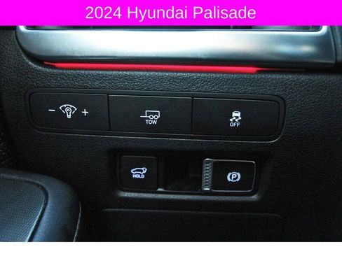 Used 2024 Hyundai Palisade Calligraphy image 23