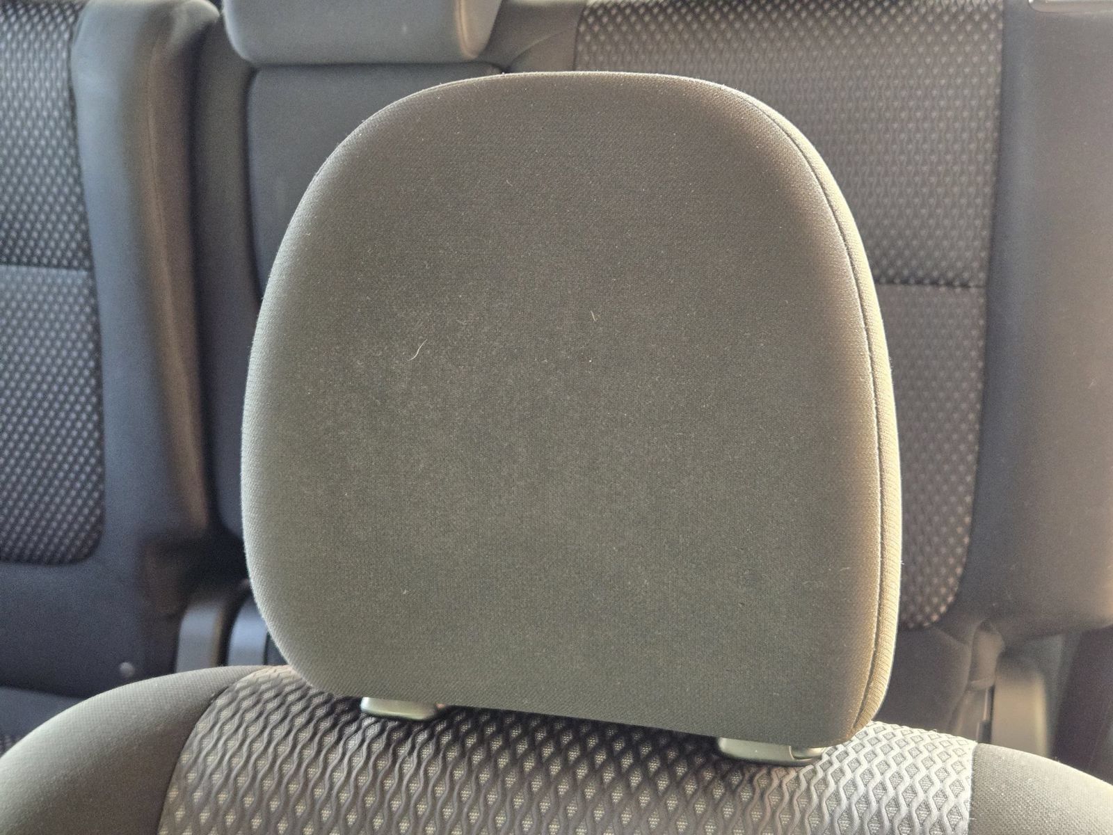 Used 2017 Mitsubishi Outlander SE FWD image 25