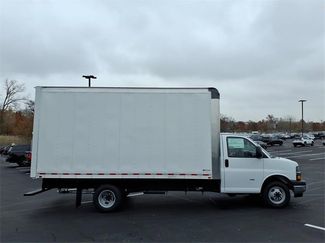 New 2025 Chevrolet Express 3500 w/ Power Convenience Package video 2