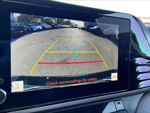 Used 2025 Toyota Camry LE w/ Convenience Package image 26