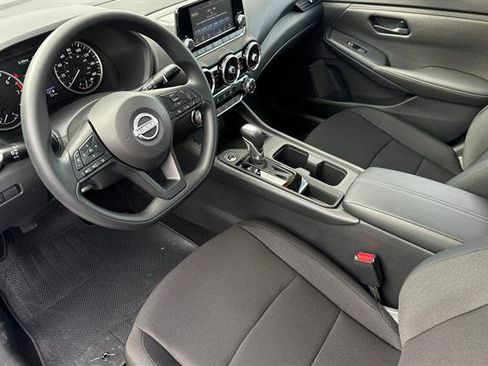 New 2025 Nissan Sentra S image 10