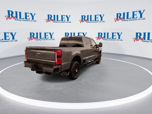 New 2026 Ford F250 XLT w/ XLT Premium Package AWD/4WD image 9