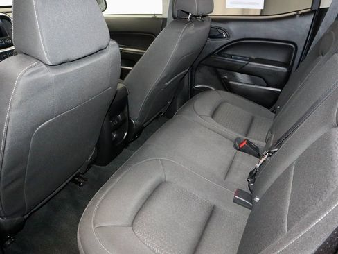 Used 2018 GMC Canyon SLE w/ SLE Convenience Package image 19