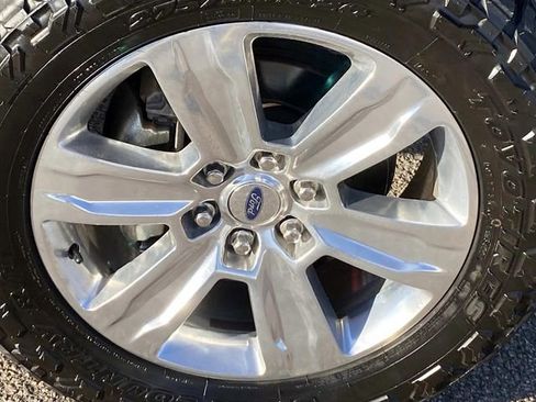 Used 2020 Ford F150 Platinum image 28