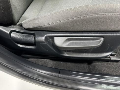 Used 2025 Kia K4 LXS image 27