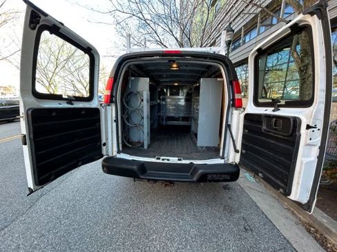 Used 2013 GMC Savana 3500 image 33